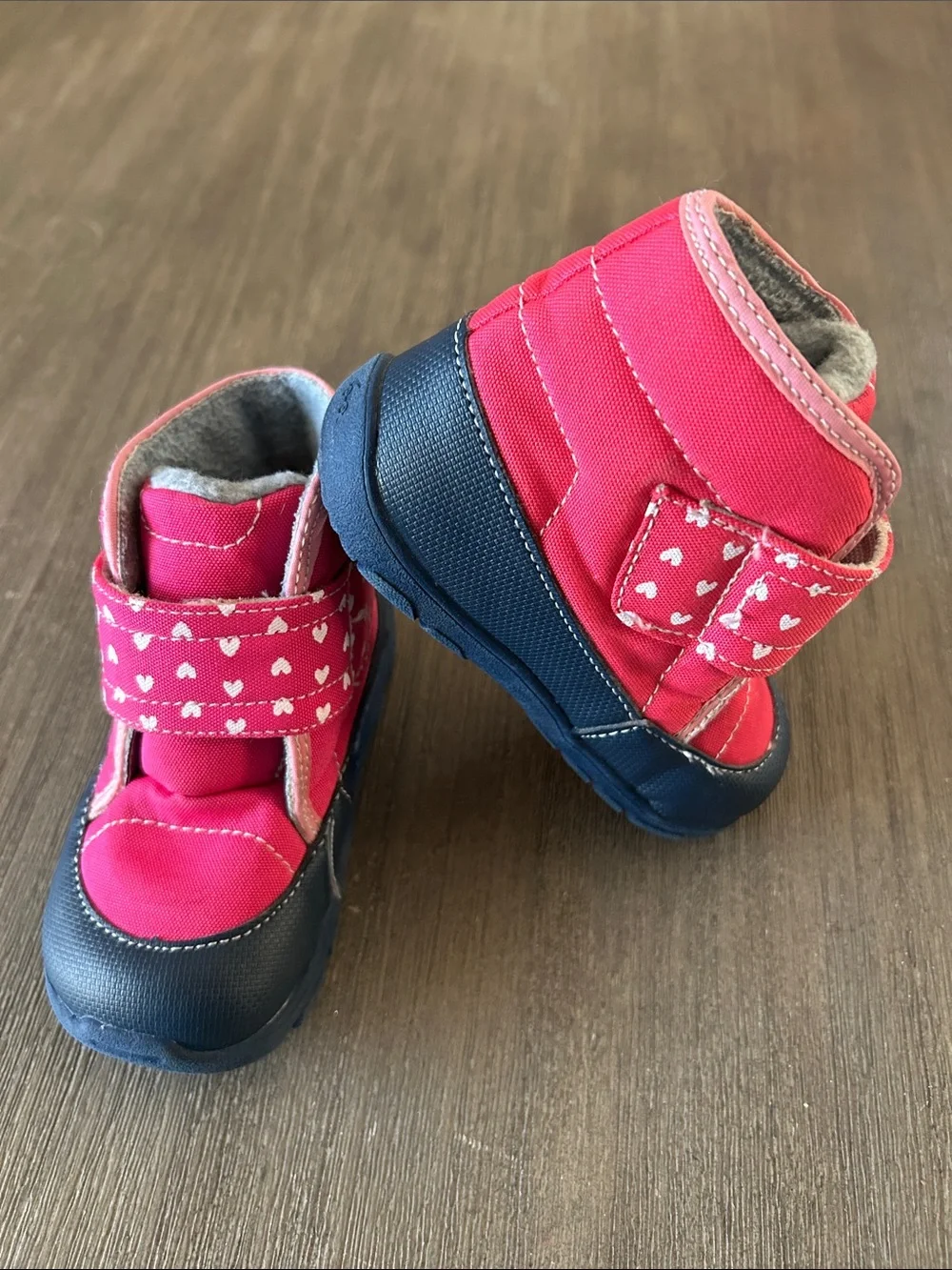 See Kai run Pink Heart Winter Boots - Cozy Insulated Toddler Shoes, Sz. 8, S/New